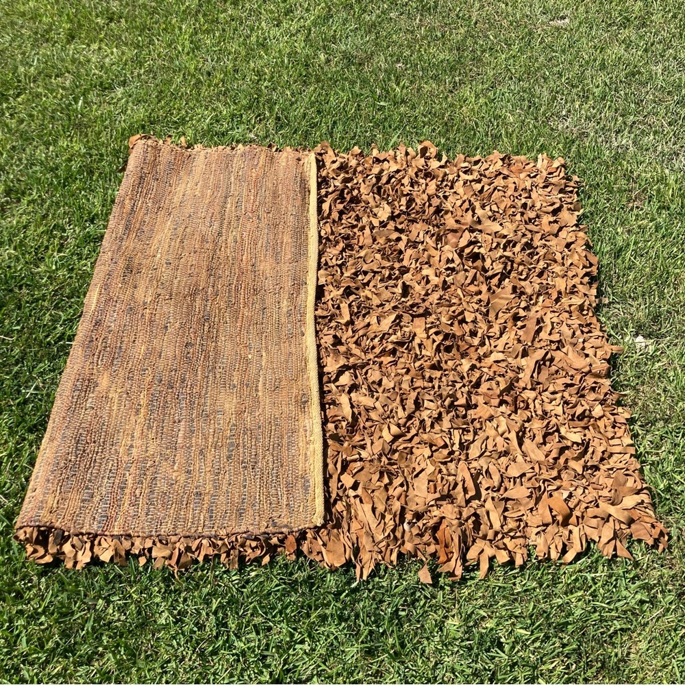 ‼️SOLD‼️ Shag Leather Rug - Picture 2 of 10